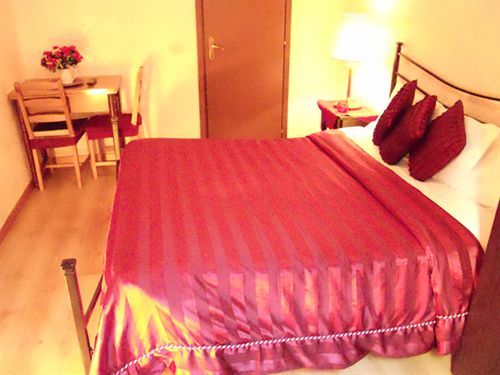 Belhorizon Guest House โรม ภายนอก รูปภาพ